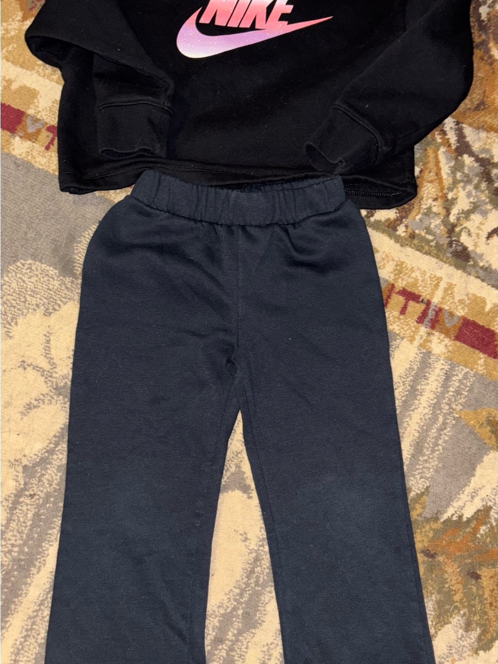 Nike Kids Black Sweatpants with Elastic Waist Girls size ~small (4)~